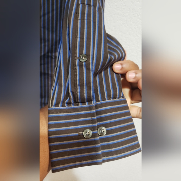 Michael Kors men's size 17 36/37 long sleeve blue striped button front shirt. - Picture 7 of 9
